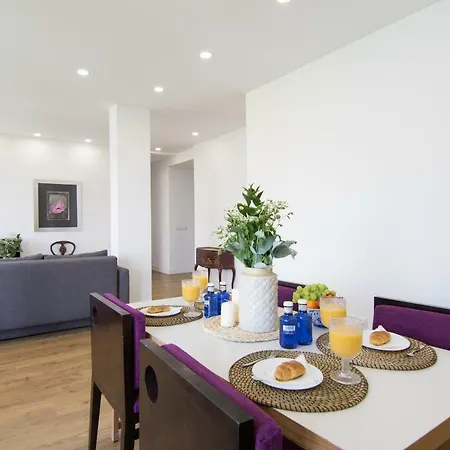 Homeforguest Stylish And Modern Overlooking Las Canteras