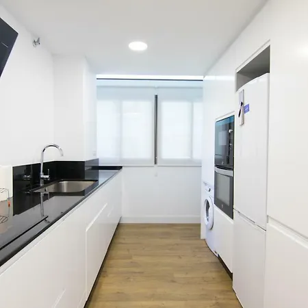 Homeforguest Stylish And Modern Overlooking Las Canteras Apartment